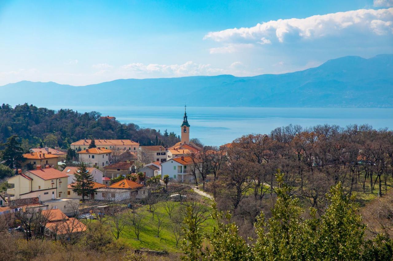 Tersatto Lägenhet Rijeka Exteriör bild